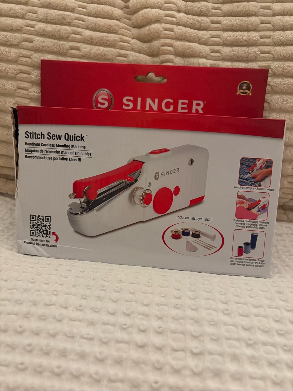 Singer Stitch Sew Quick Handheld Cordless Mending Machine - White & Red